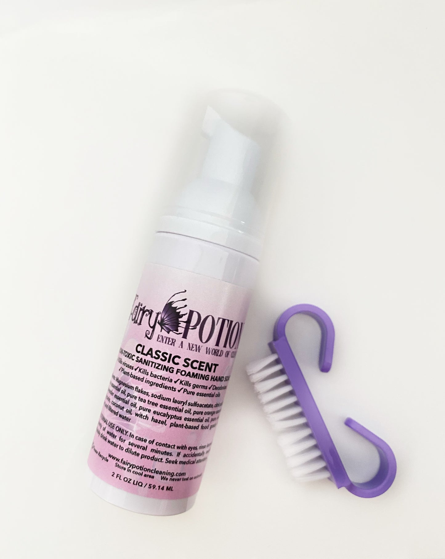 Classic Scent Non-Toxic Sanitizing Travel Kit